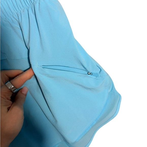 Athleta NWT Blue High Rise Racer Run 3” Shorts - Small - Picture 5 of 11